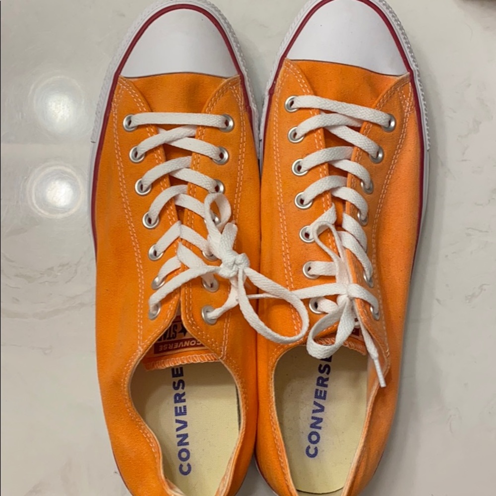 Converse Chucks